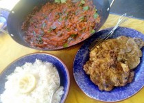 Goulash com Costeletas e Arroz