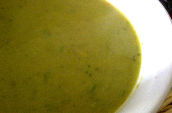 iguaria-sopa-de-cebola-e-espargos