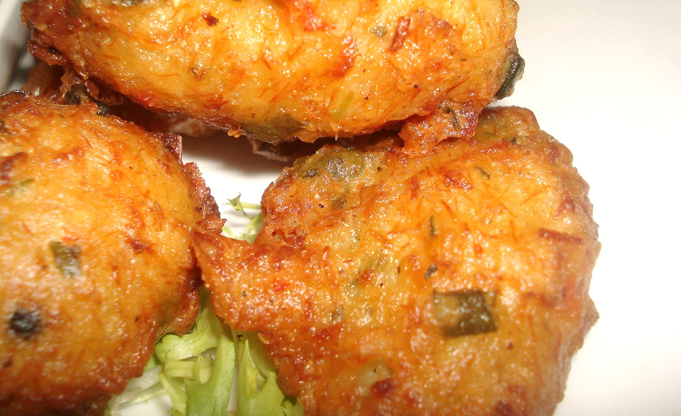 iguaria-pataniscas-de-bacalhau-ni