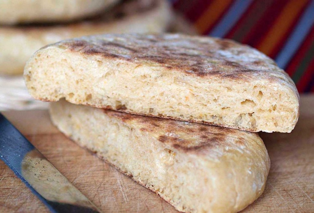 Bolo do Caco • Iguaria Receita e Culinária