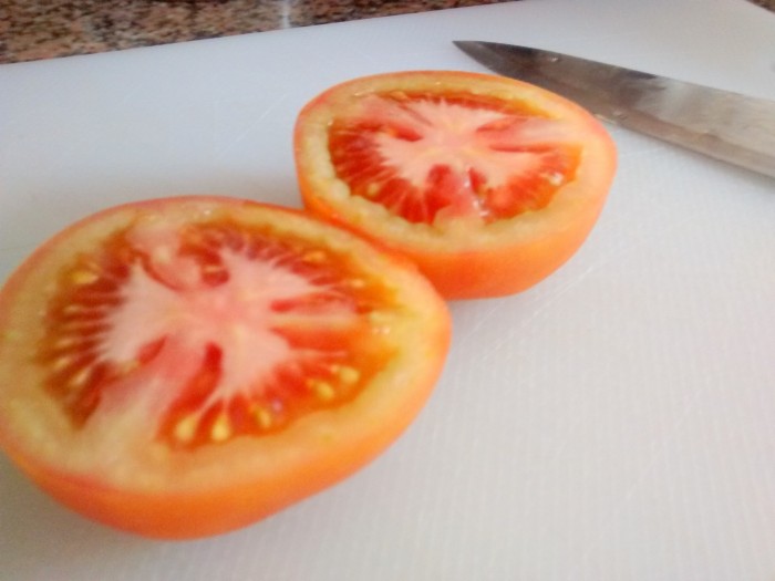 Tomates-Cortados-a-Meio