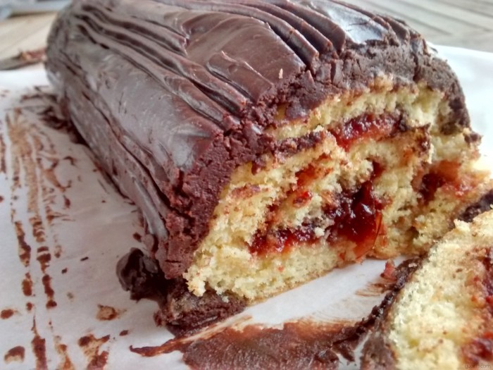 Iguaria_Torta-de-Chocolate-com-Recheio