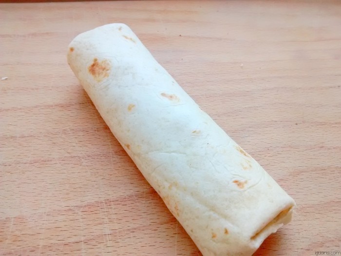 Iguaria_Enrolar-o-Wrap