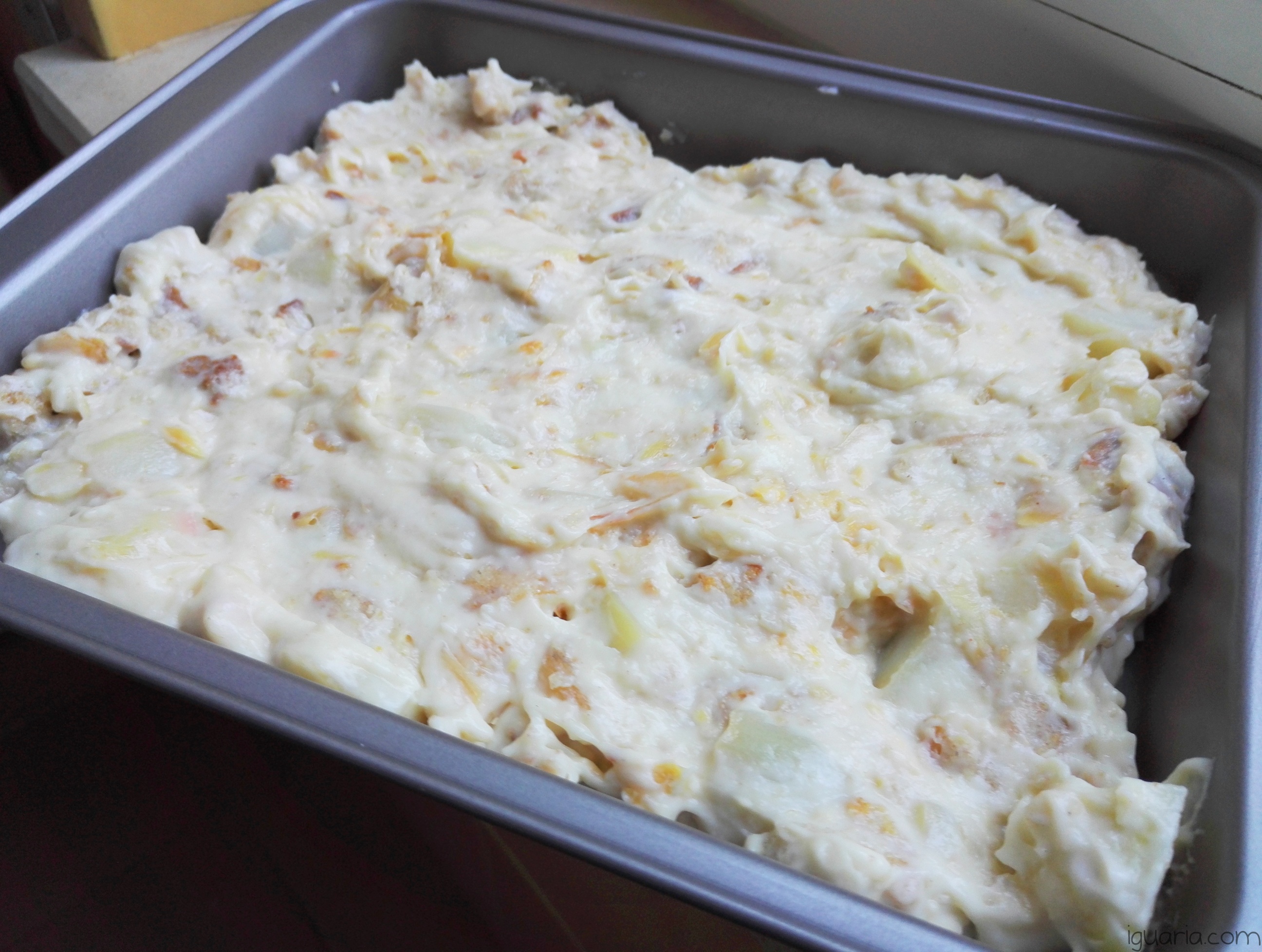 Iguaria_Juntar-Bacalhau-Cebola-com-Molho