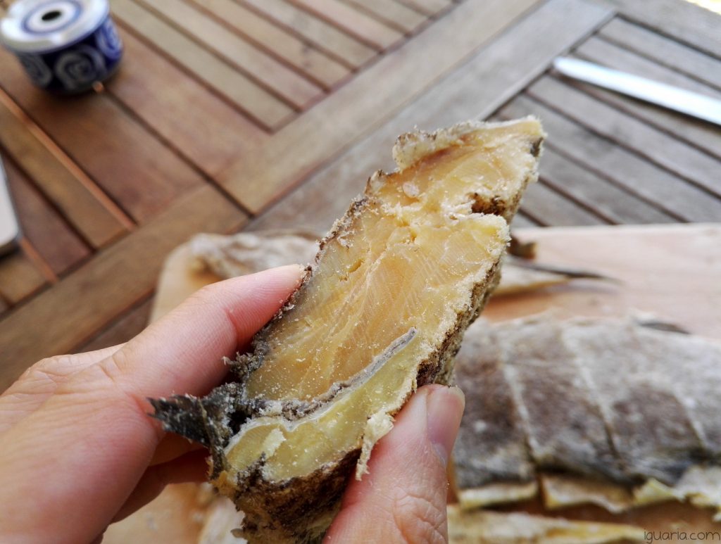 Como Cortar e Demolhar Bacalhau • Iguaria Receita e Culinária