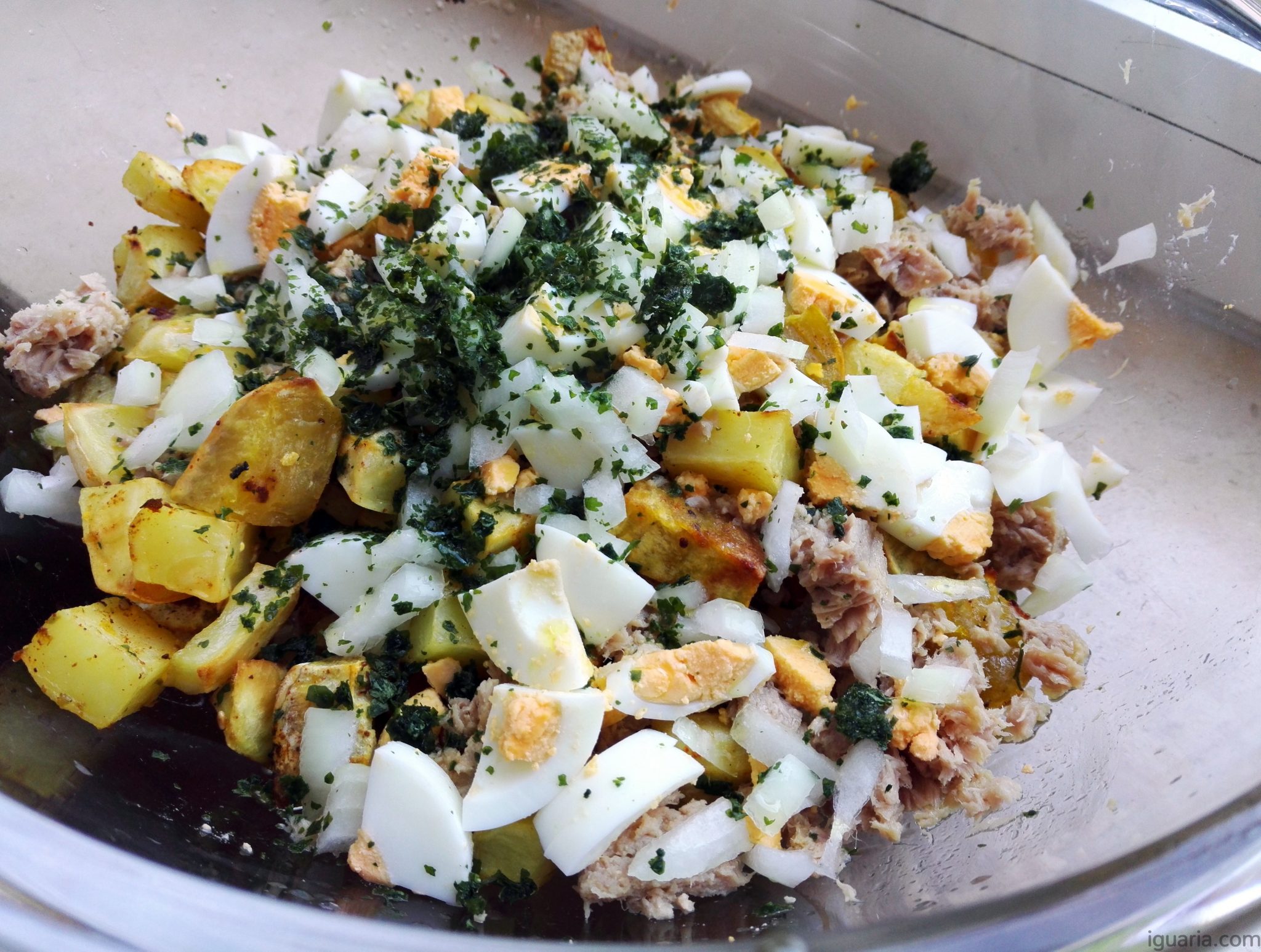 Salada de Batata e Atum • Iguaria! Receita e Culinária