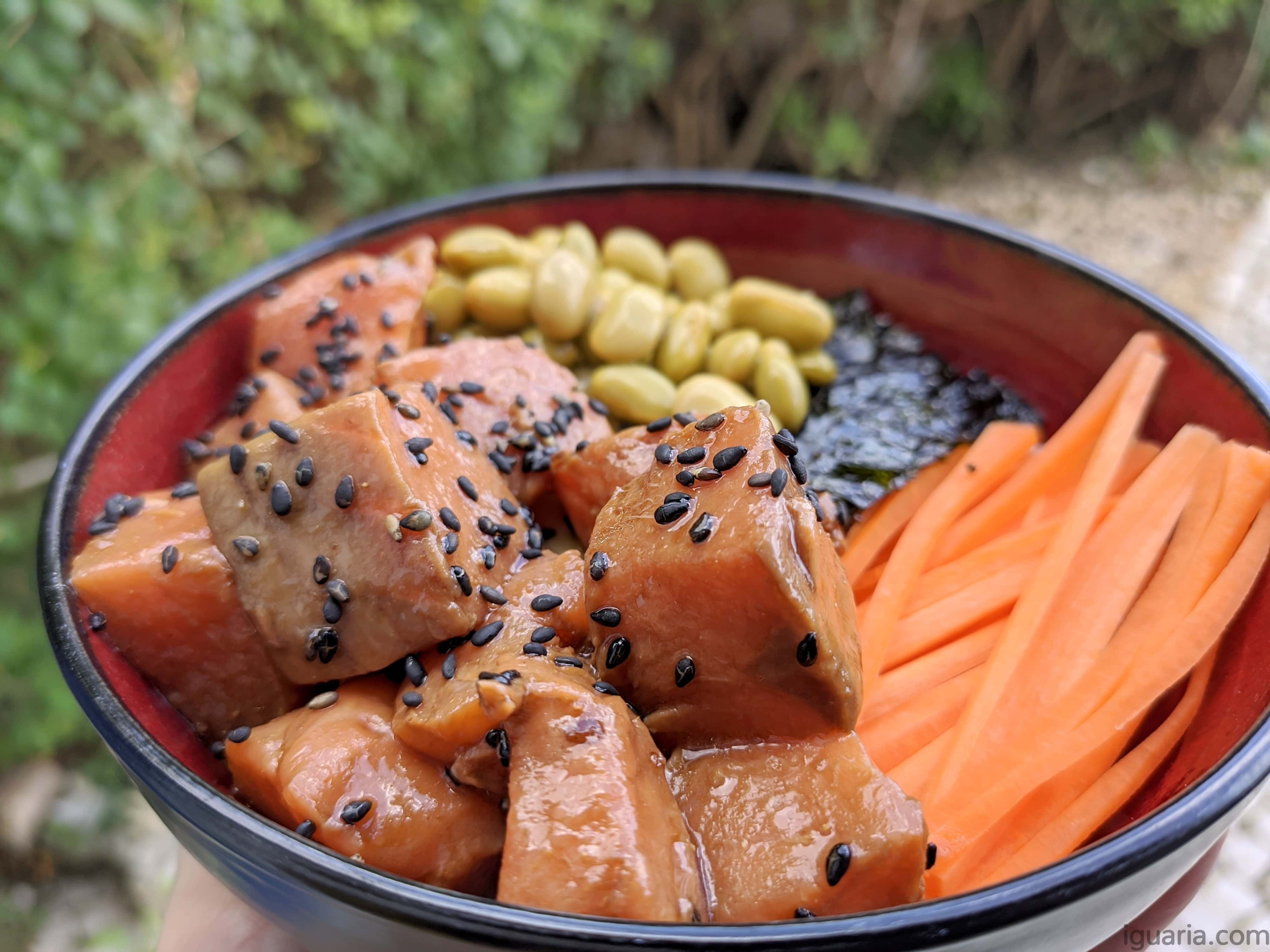 Receita de poke de salmão - Estadão