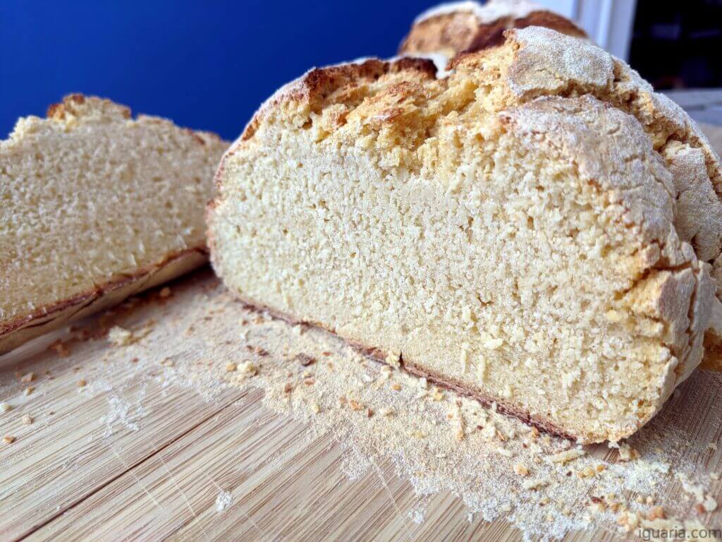 Broa de Milho à Moda Antiga • Iguaria Receita e Culinária