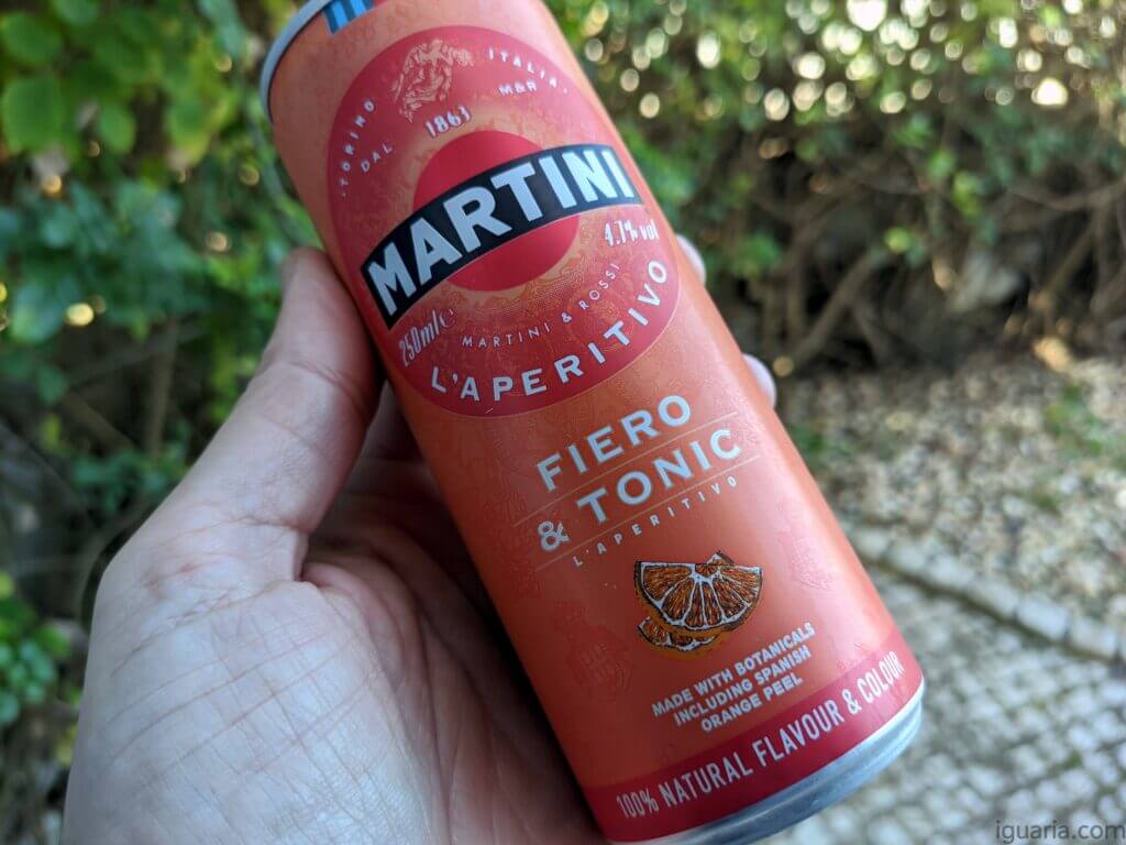 Martini L'Aperitivo Fiero e Tonic • Iguaria Receita e Culinária